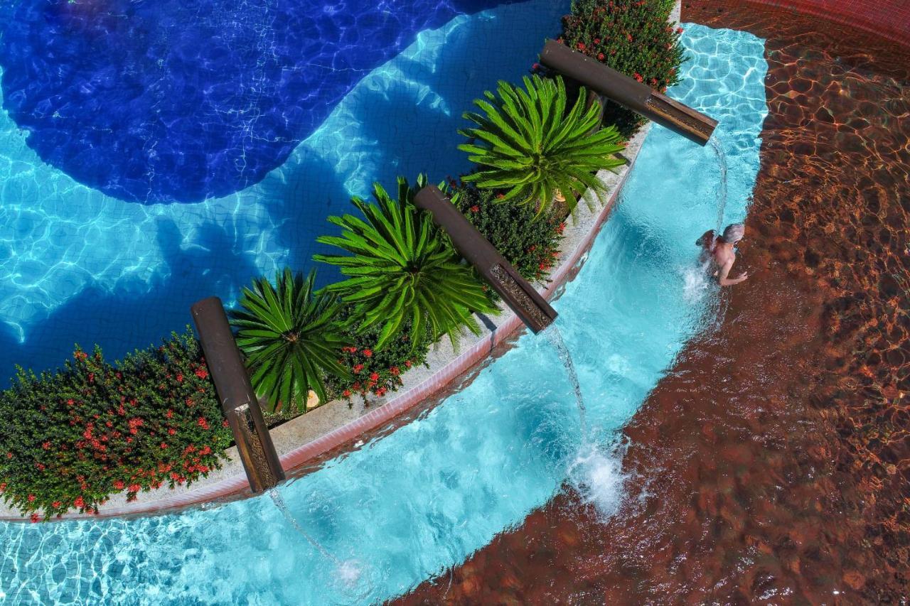 Hotel Hotsprings Oficial B3